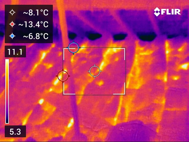 Warm homes plan - Thermal imaging photo, showing the roof's ineffective insulation.